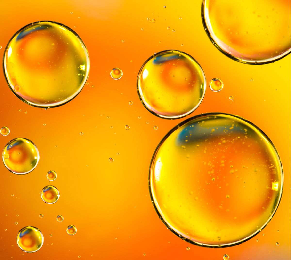 Oil-phase-and-droplet-size_595x533.jpg