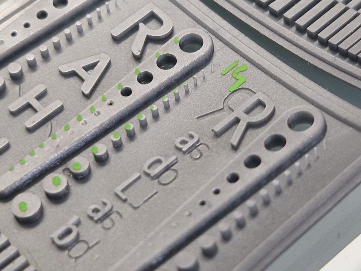 Calibration_14-pins---6-7-holes.jpg