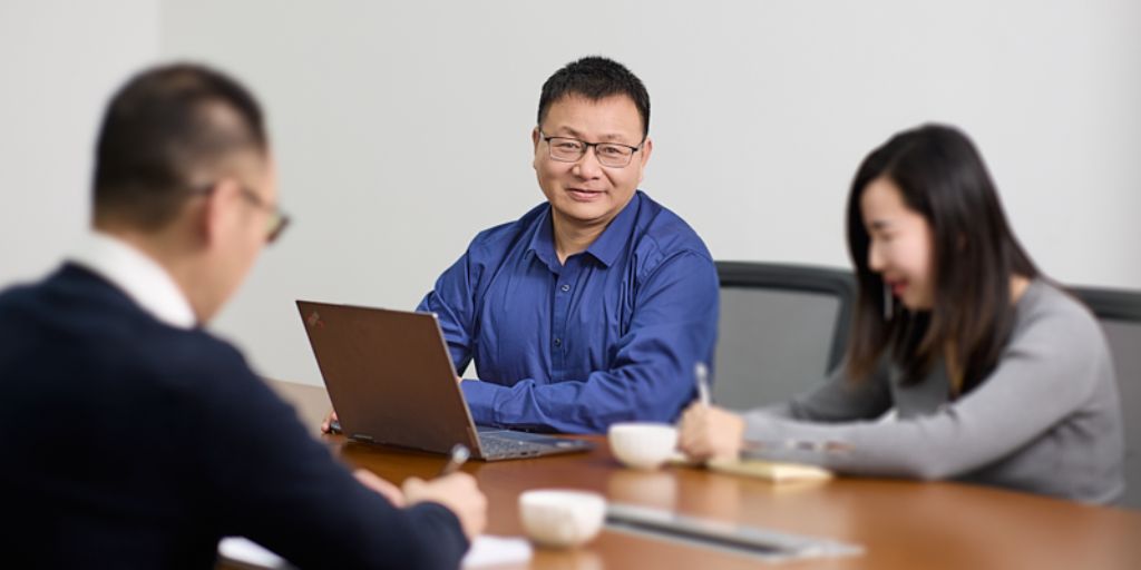 jin.liu_web.jpg